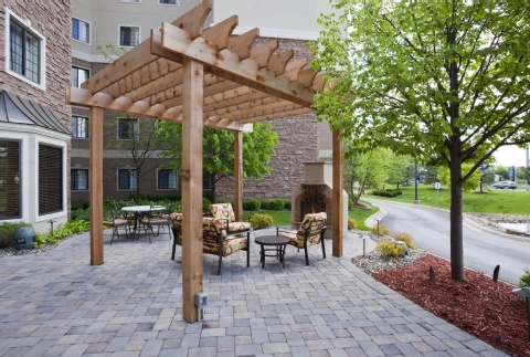 Staybridge Suites Minneapolis-Bloomington , MN 55437 near Minneapolis-saint Paul International Airport (wold-chamberlain Field) View Point 3