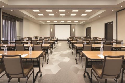 Hyatt Place Portland Airport/Cascade Station , OR 97220 near Portland International Airport View Point 6