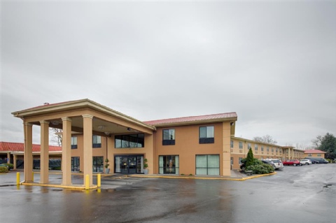 Red Lion Hotel Portland Airport , OR 97220 near Portland International Airport View Point 5