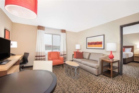 Hawthorn Suites by Wyndham Fargo , ND 58103 near Hector International Airport View Point 4
