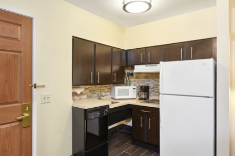 Staybridge Suites Glenview, an IHG Hotel , IL 60026 near Ohare International Airport View Point 16