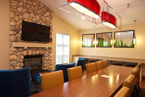 TownePlace Suites by Marriott Seattle Everett/Mukilteo , WA 98275 near Snohomish County Airport (paine Field) View Point 2