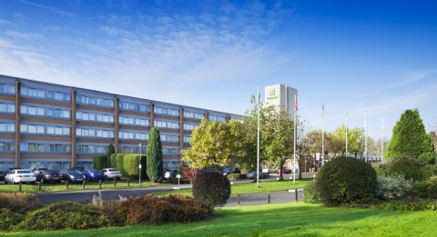 Holiday Inn London - Gatwick Airport ,  RH6 0BA  near Gatwick Airport View Point 1