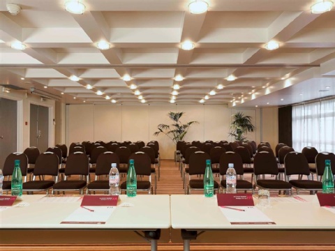 Hotel Mercure Paris Massy Gare TGV ,  91886 near Paris Orly View Point 5