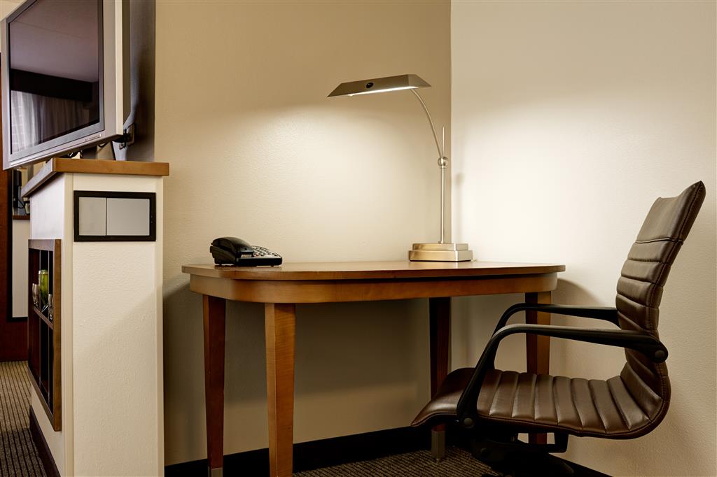 Hyatt Place Charlotte Airport/Lake Pointe , NC 28217 near Charlotte/douglas International Airport View Point 20