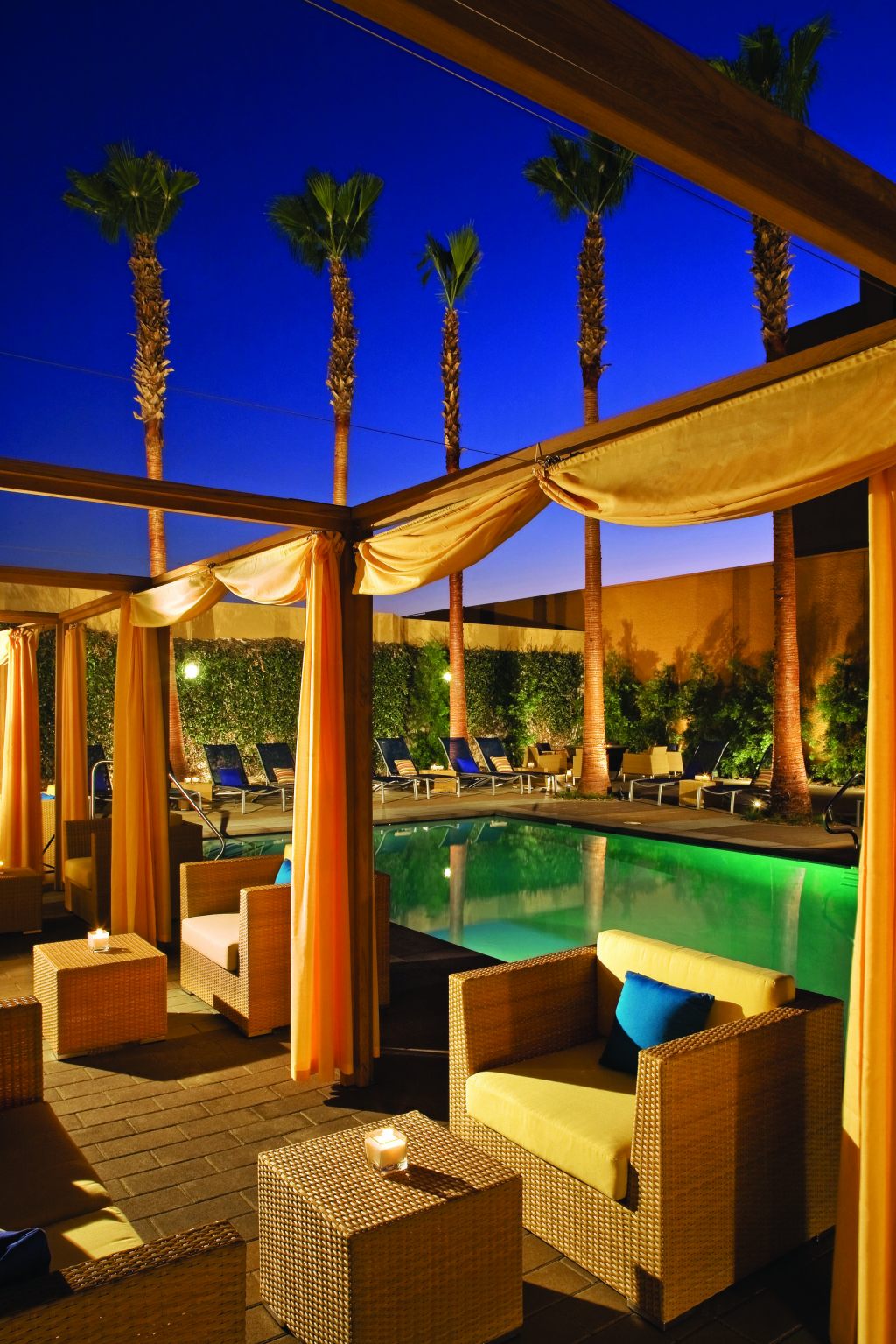 Los Angeles Marriott Burbank Airport , CA 91505 near Hollywood Burbank Airport View Point 17