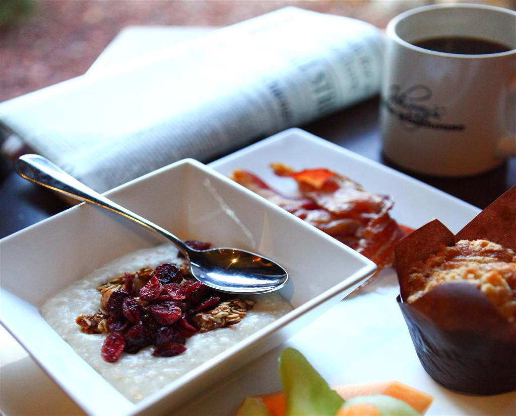 Hilton Garden Inn Des Moines Airport , IA 50321 near Des Moines International Airport View Point 16