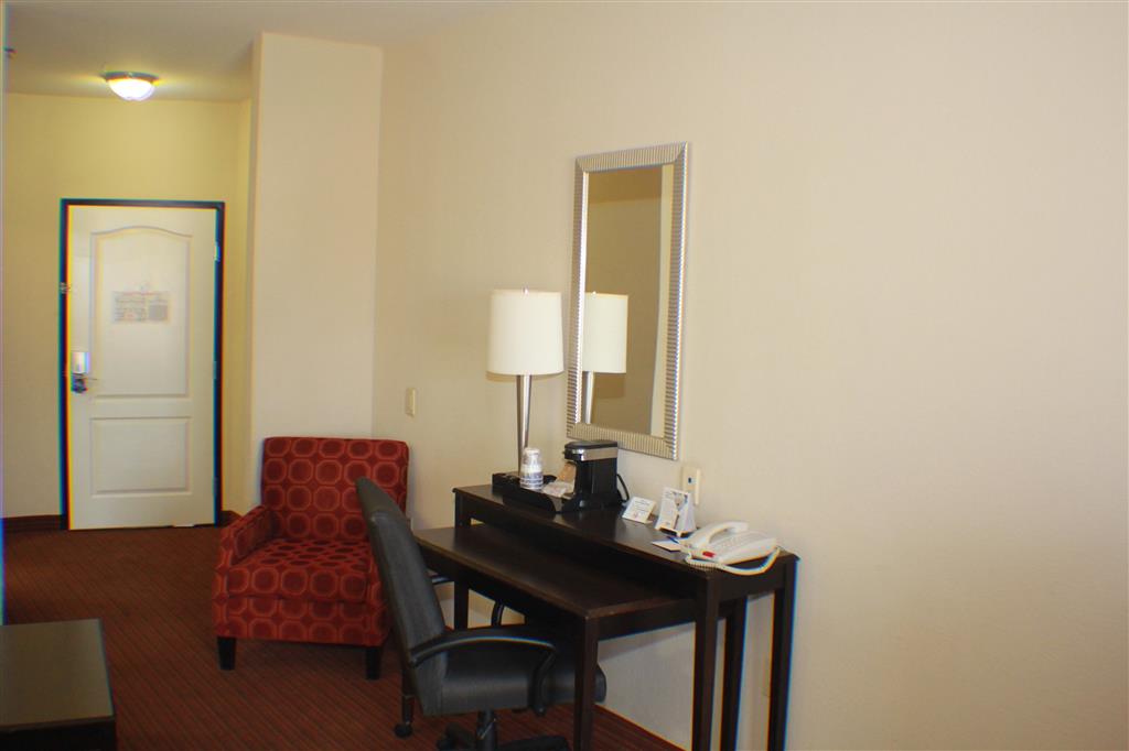 BEST WESTERN PLUS DFW W EULESS , TX 76040 4523 near Dallas-fort Worth International Airport View Point 21