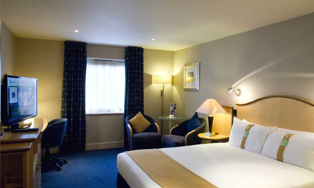 Holiday Inn London-Shepperton, an IHG Hotel ,  TW17 8NP near Heathrow Airport View Point 41