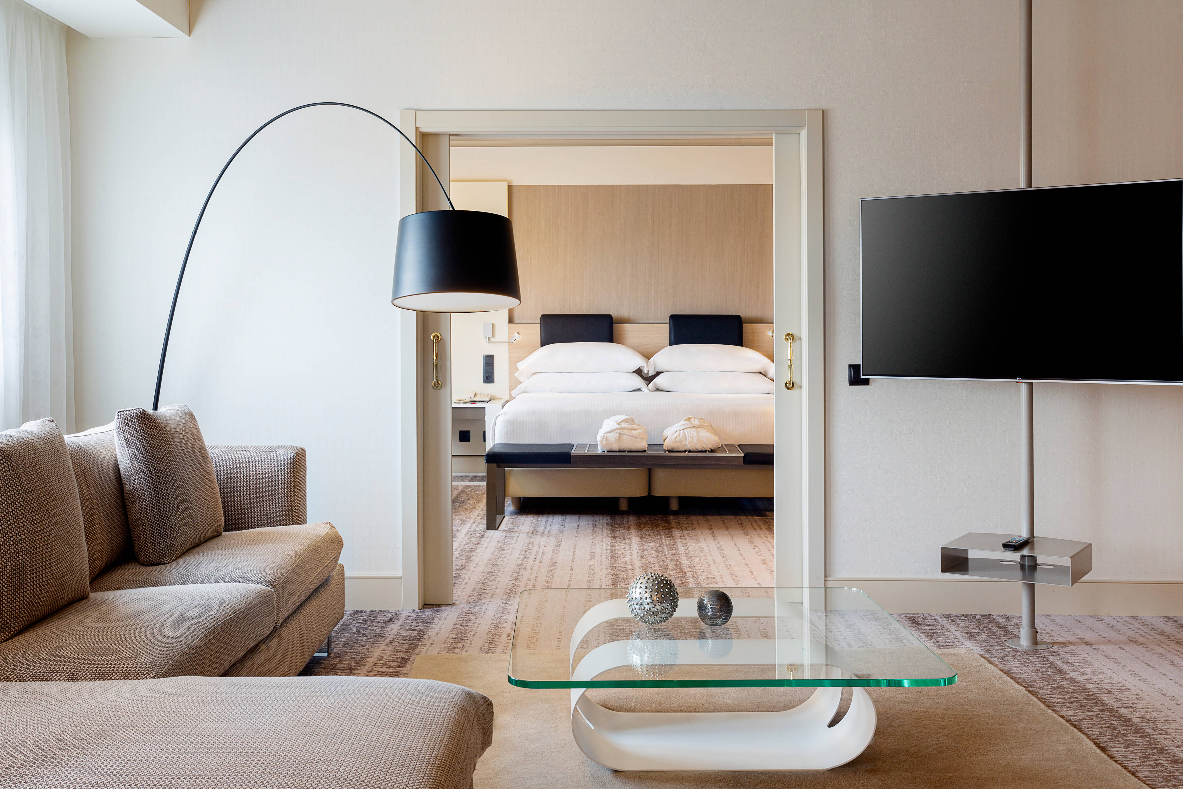 Madrid Marriott Auditorium Hotel & Conference Center ,  28022 near Adolfo Suárez Madrid–Barajas Airport View Point 55