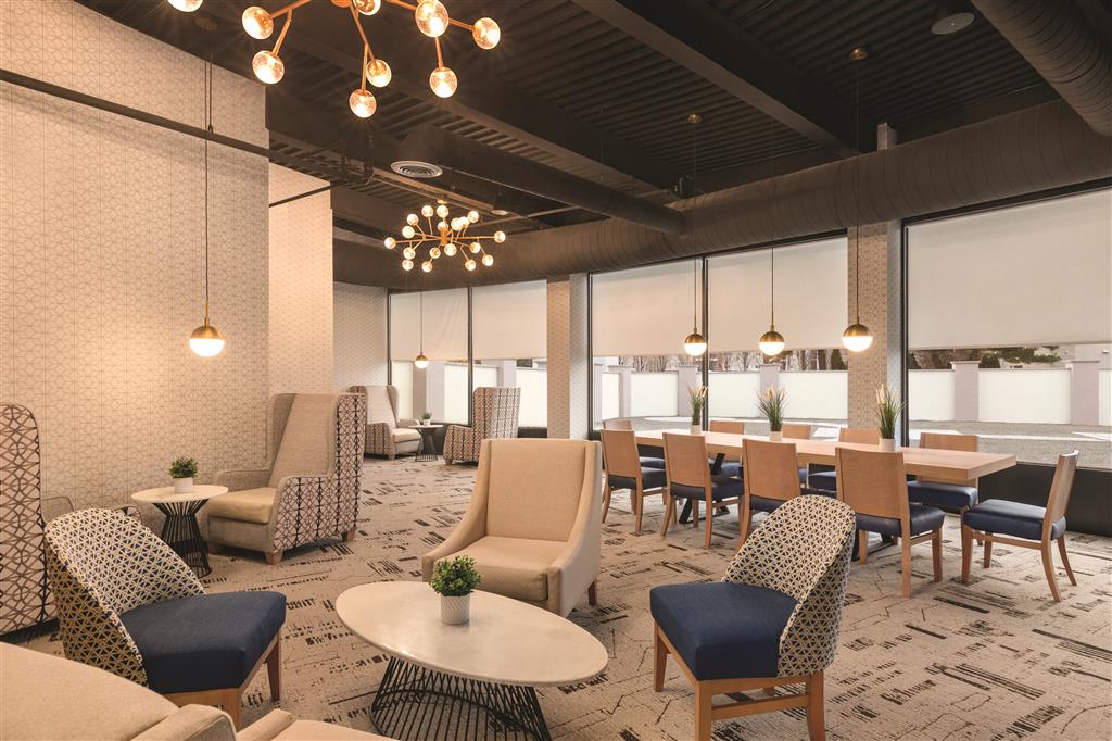 Holiday Inn Philadelphia Arpt-Stadium Area, an IHG Hotel , PA 19145 near Philadelphia International Airport View Point 7