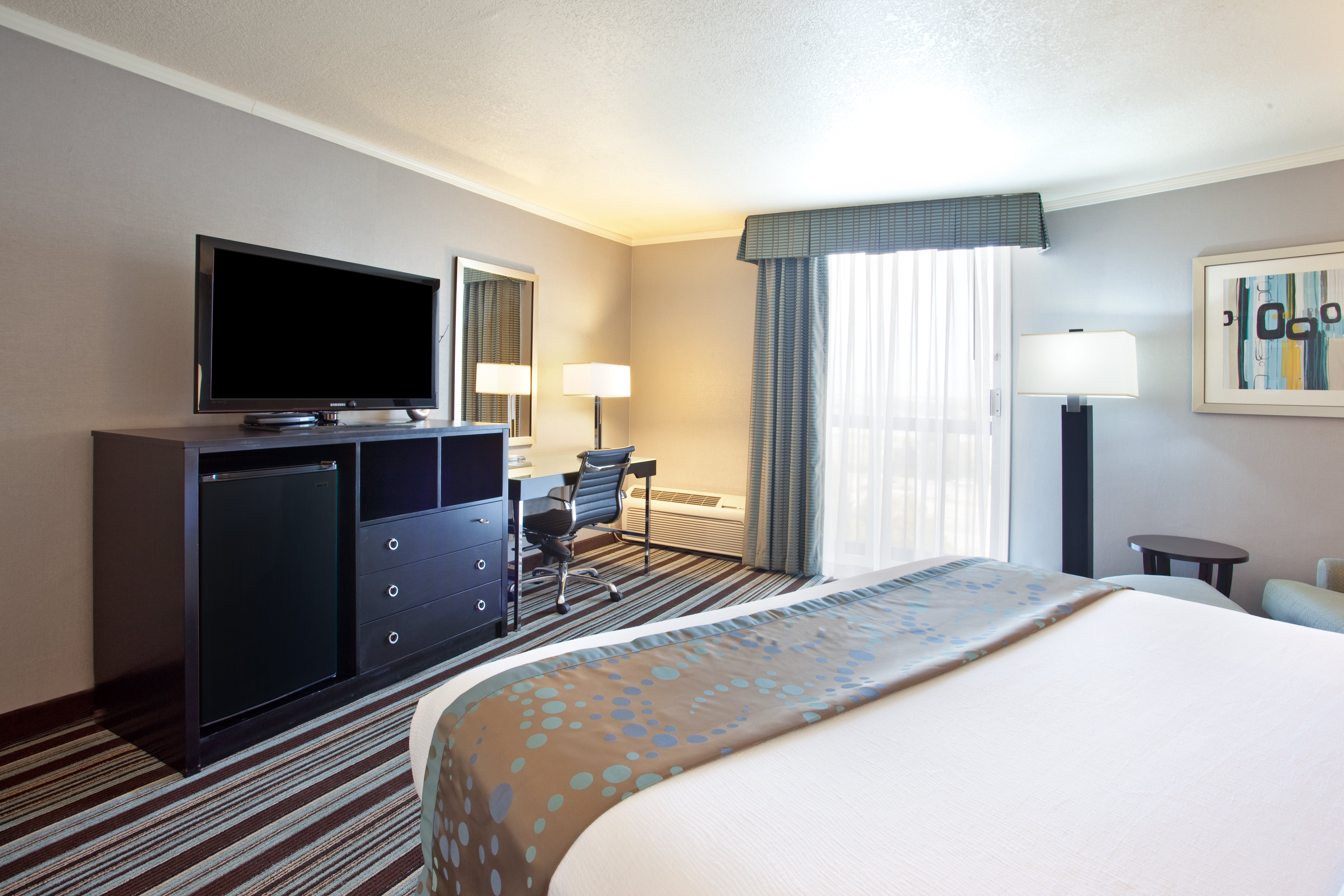 Holiday Inn Long Beach - Airport, an IHG Hotel , CA 90815 near Long Beach Airport View Point 46