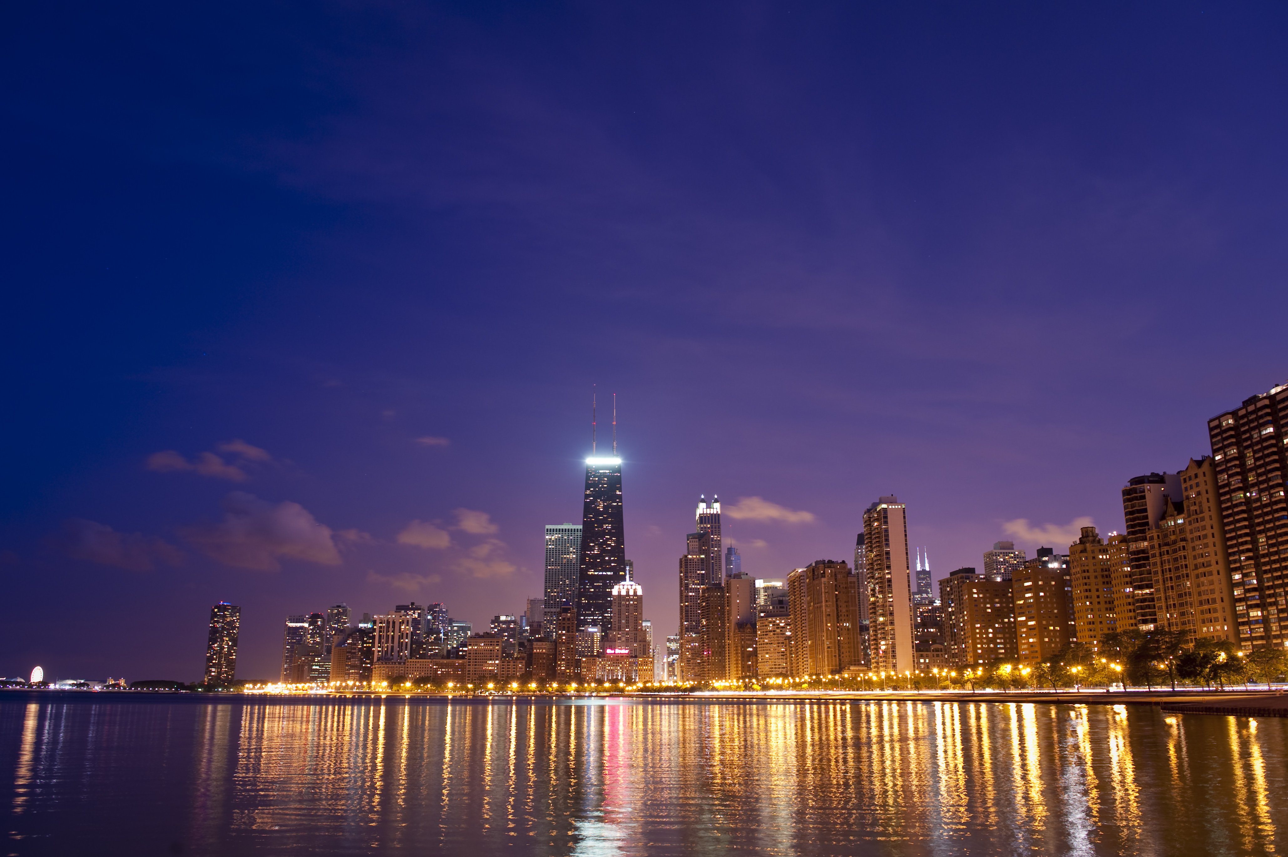 HOLIDAY INN HOTEL AND SUITES , IL 60607 near Ohare International Airport View Point 7