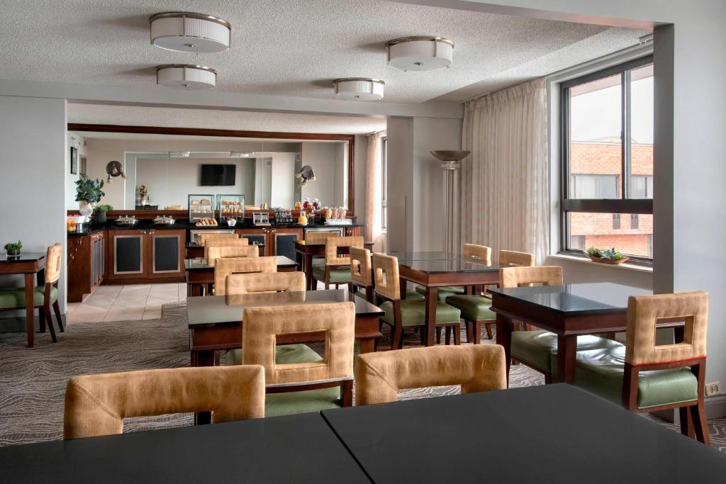 Marriott Albany , NY 12205 near Albany International Airport View Point 5