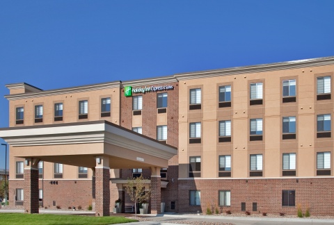 Holiday Inn Express & Suites Lincoln Airport By Ihg