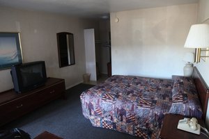 Seatac Crest Motor Inn , WA 98188 near Seattle-tacoma International Airport View Point 8