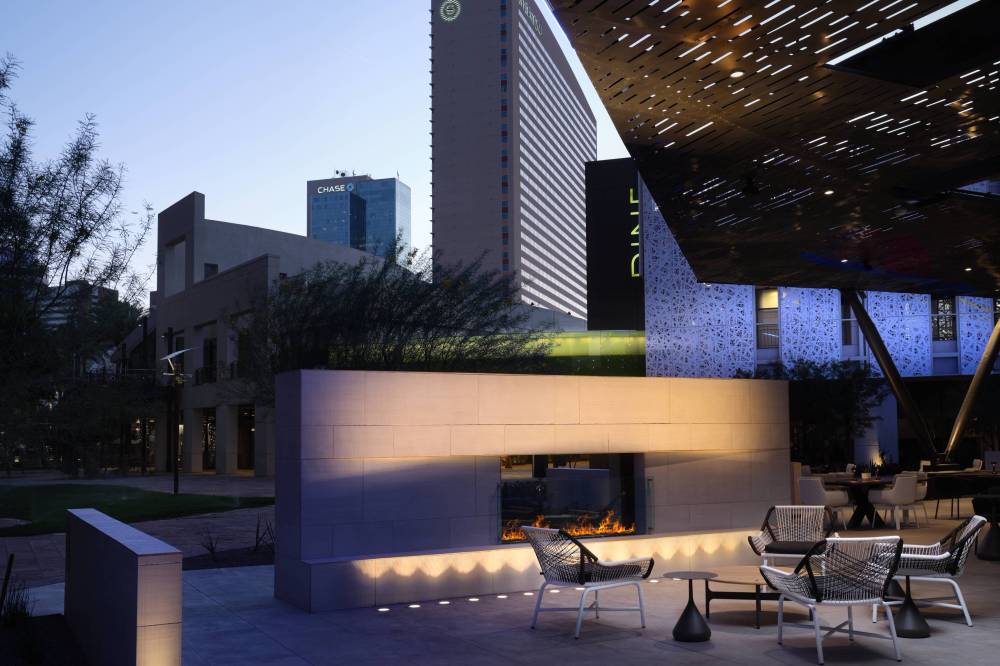 Ac Hotel By Marriott Phoenix Downtown 1