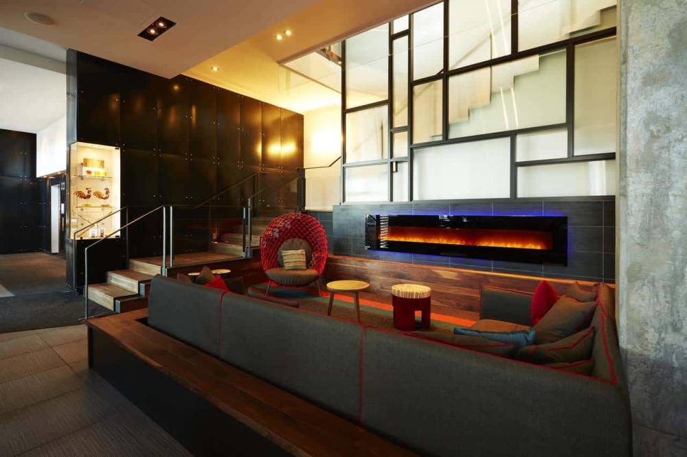 Alt Hotel Quartier Dix30 3
