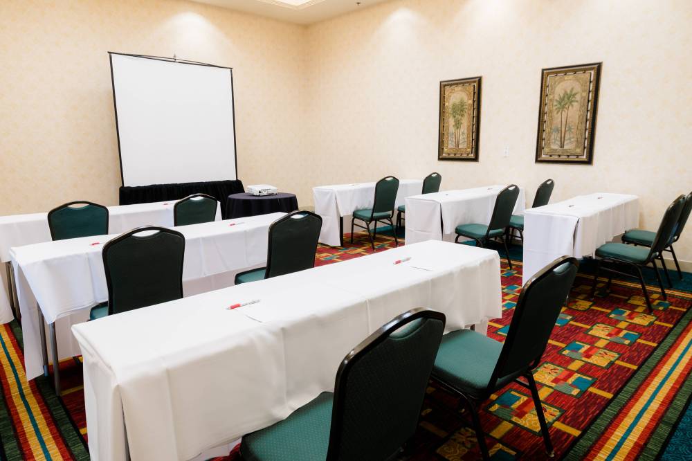 Anaheim Marriott Suites 8