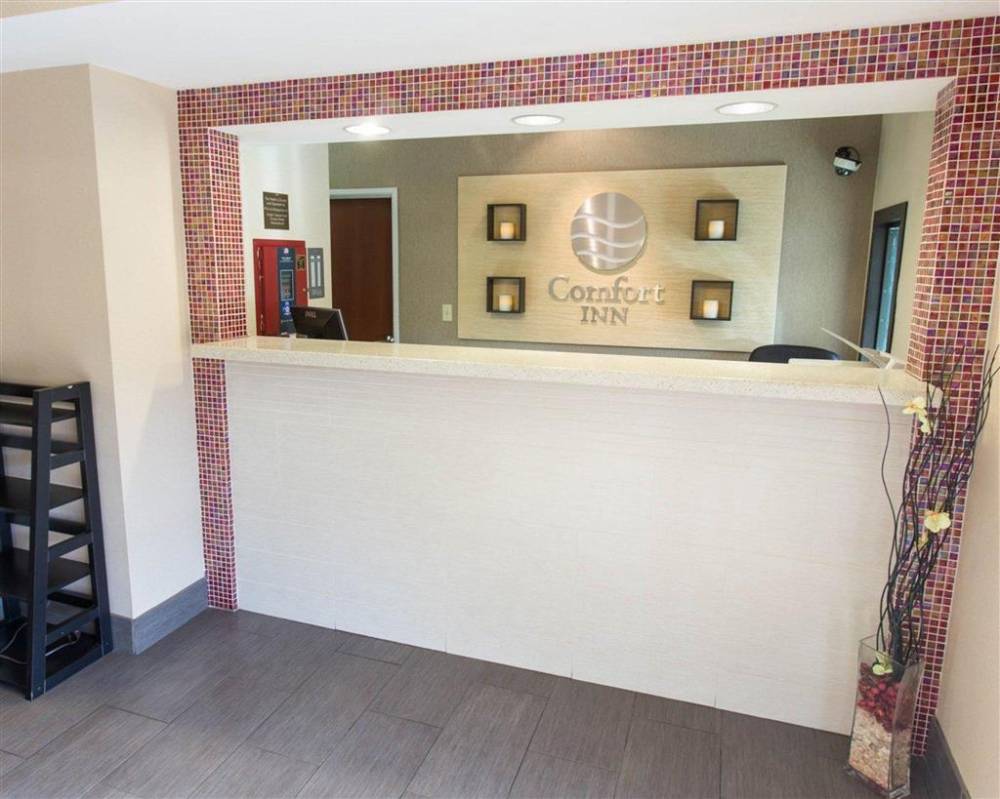 Comfort Inn 7