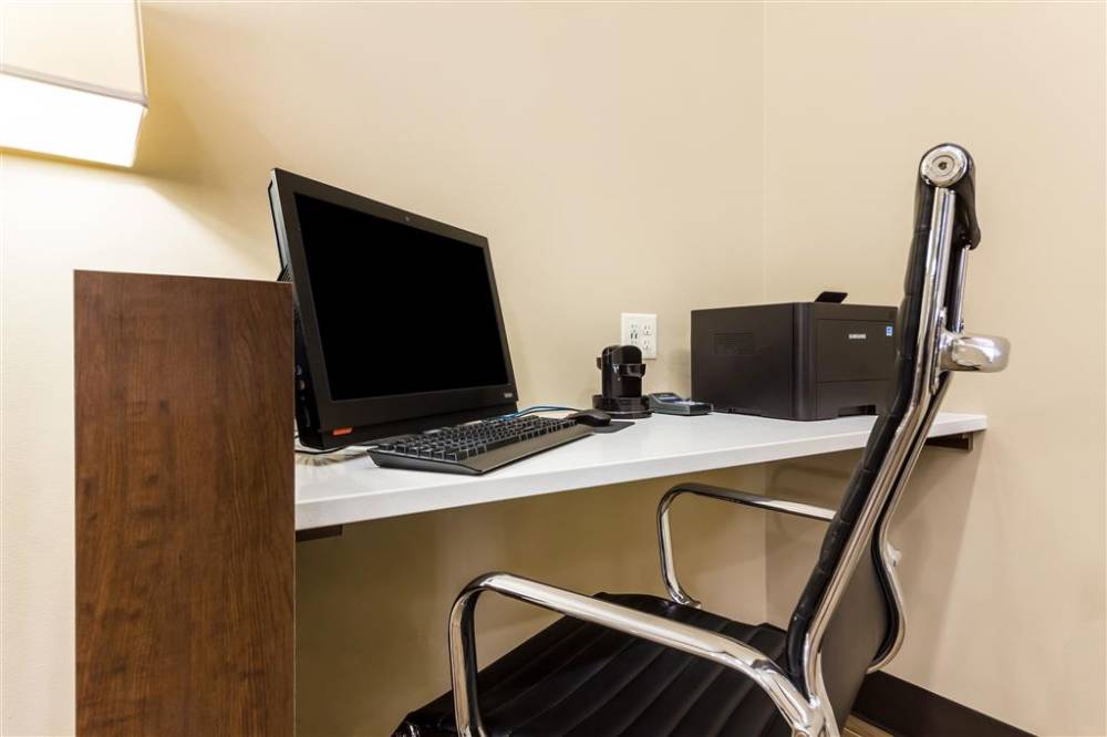 Comfort Suites 5