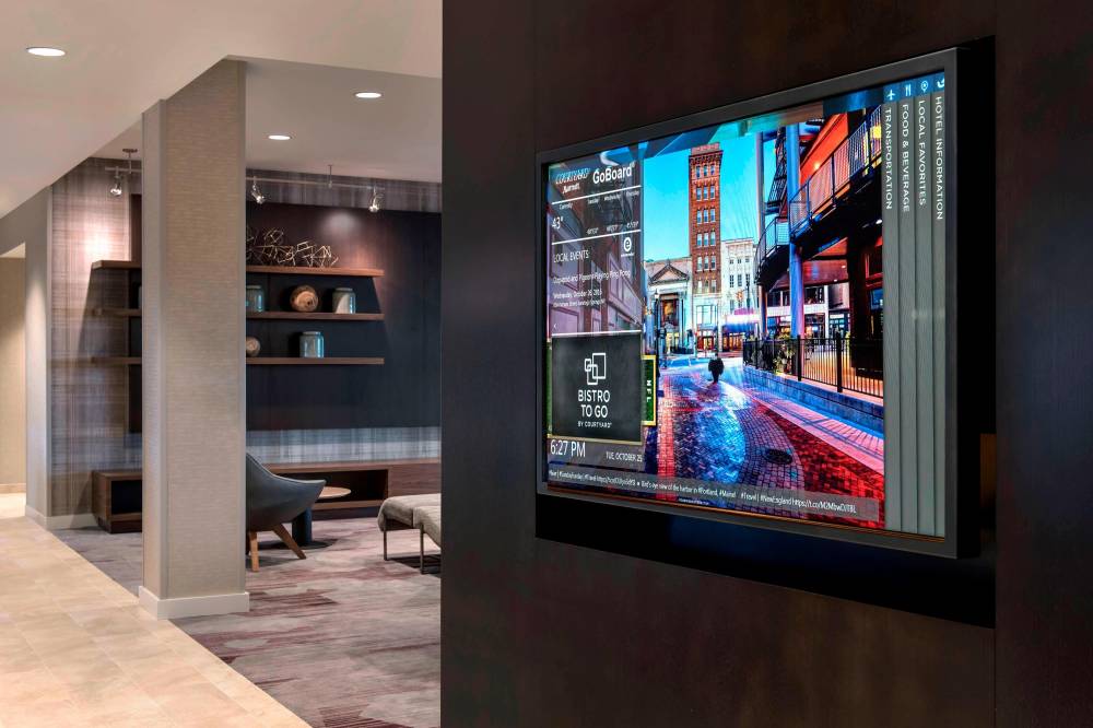 Courtyard By Marriott Schenectady At Mohawk Harbor 5