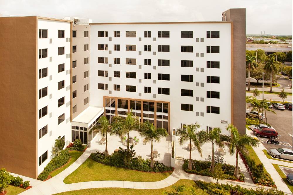 Element Miami Doral 2