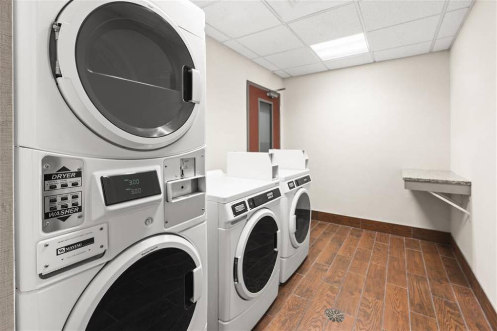 Hampton Inn Seekonk 3