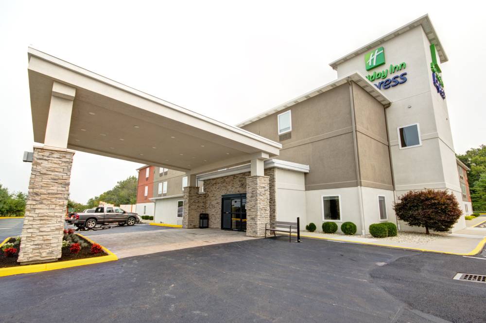 Holiday Inn Exp Obetz