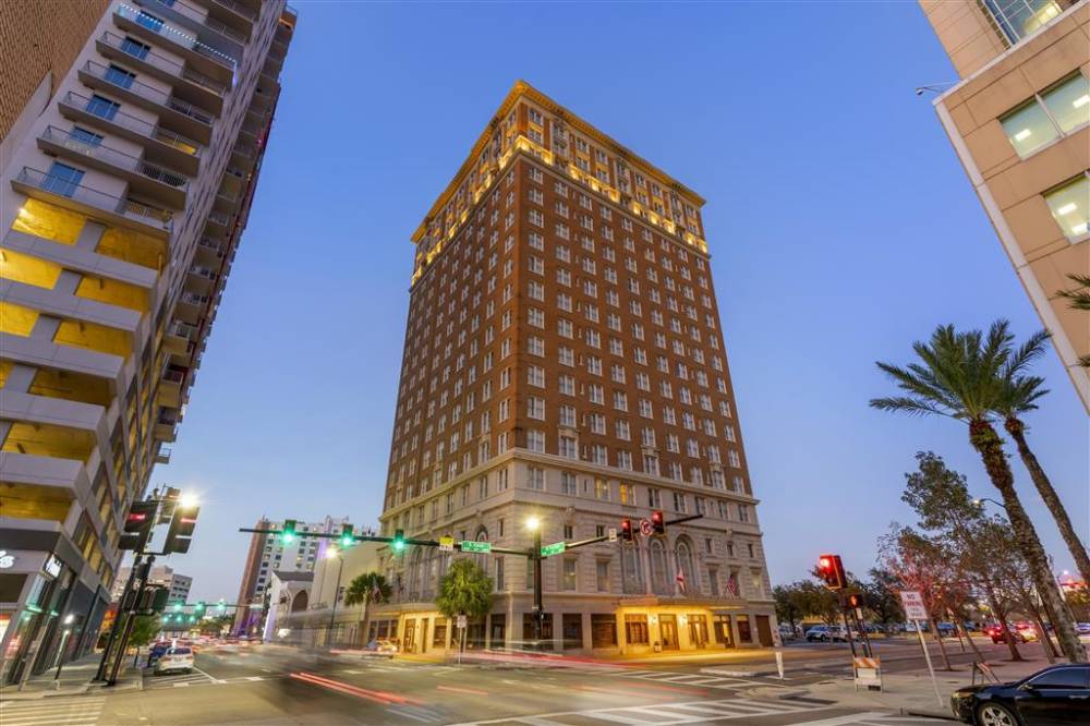 Hotel Flor Tampa Downtown  Tapestry Collection By Hilton