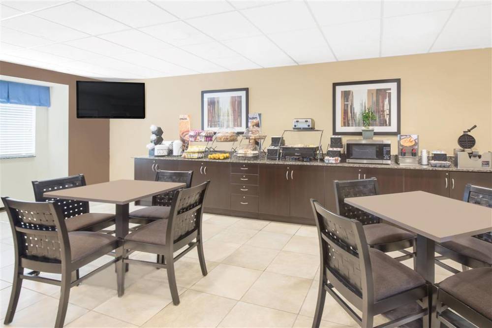 Microtel Waynesburg 3