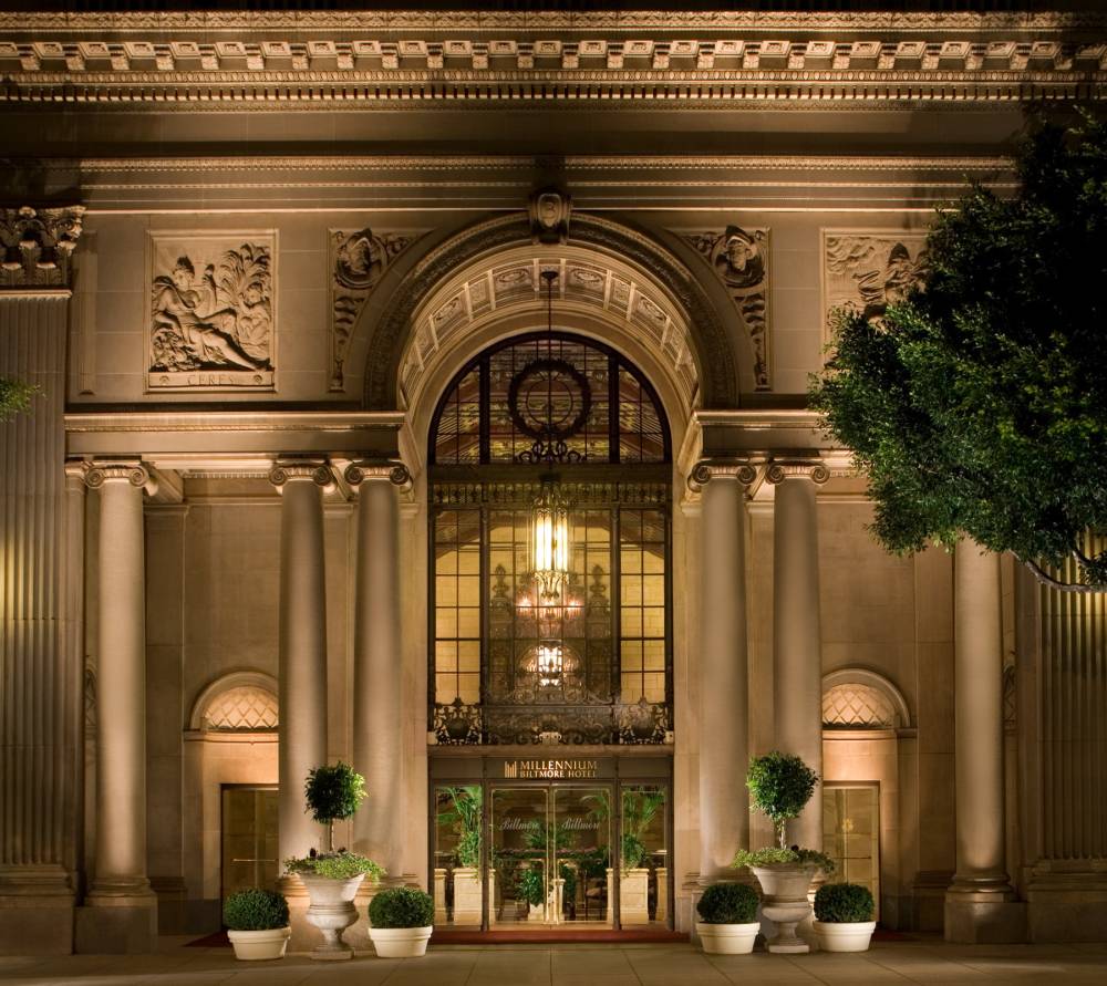 Millennium Biltmore La