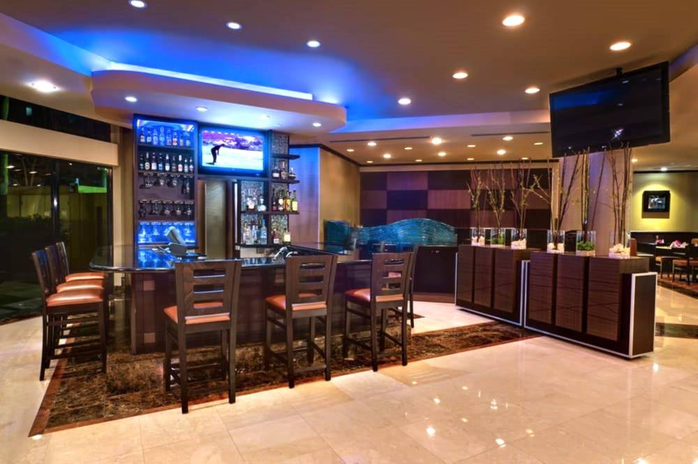 Orange County Hotel 6