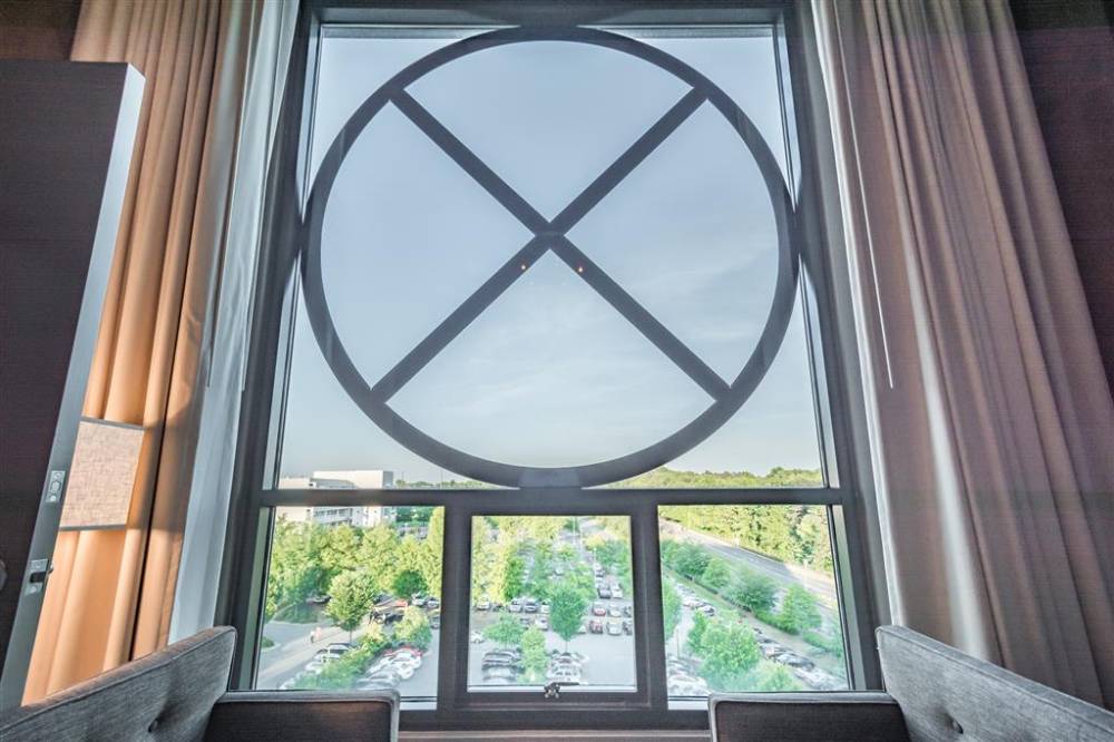 Proximity Hotel 5
