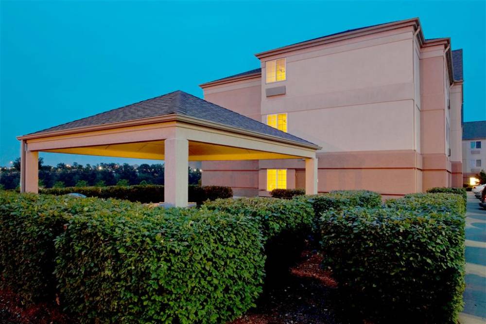Sonesta Simply Pittsburgh Airp