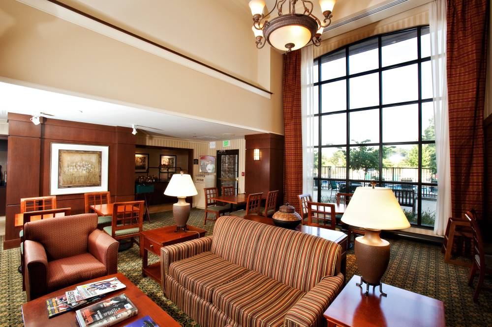 Staybrigde Suites Plainfield 8