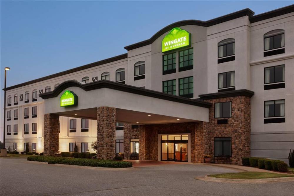Wingate By Wyndham Bentonville Airport